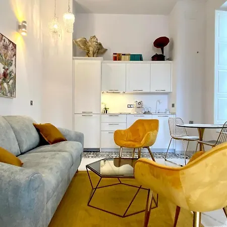 Inncadizcasa Senorial Rivadavia *