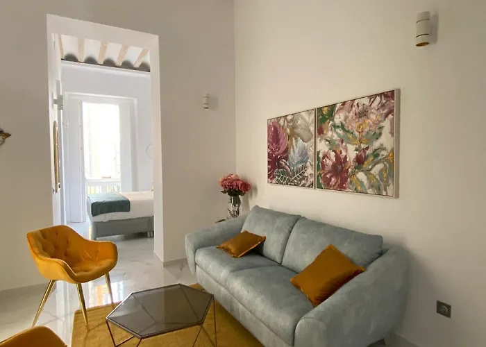 Inncadizcasa Senorial Rivadavia *