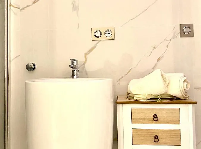 Inncadizcasa Senorial Rivadavia *